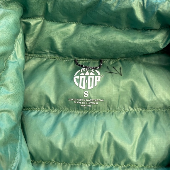 EUC women's small REI co-op down puffer  jacket - Picture 3 of 5